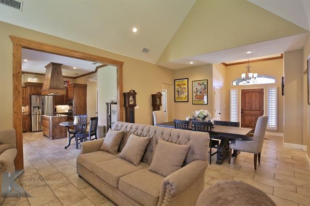 Building Photo - 4025 Hill Country Dr