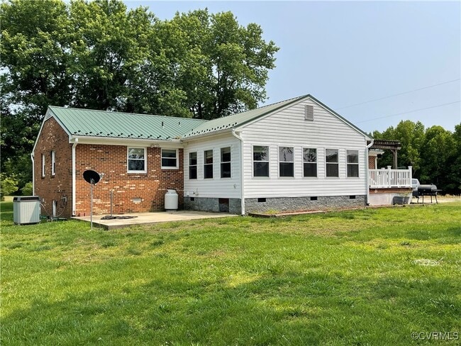 Building Photo - 16430 Royalton Rd