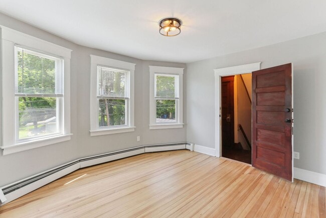 Photo - 139 Albany Ave. Apartment