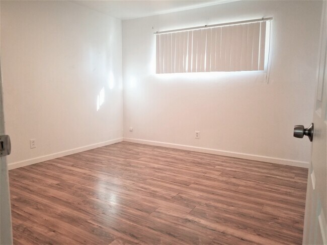 Foto del edificio - Unit 112 Rupert Duplex