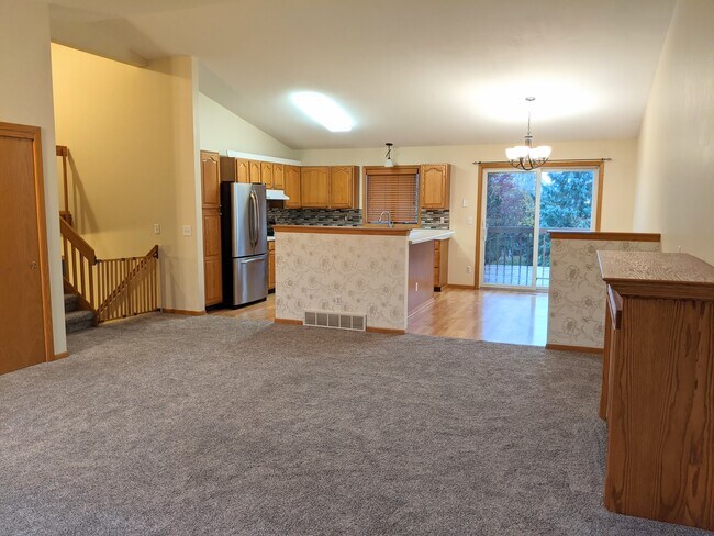 Foto del edificio - 6401 Toribrooke Ln