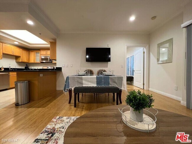 Foto del edificio - 2 br, 2 bath Condo - 1128 S Serrano Ave Ap...