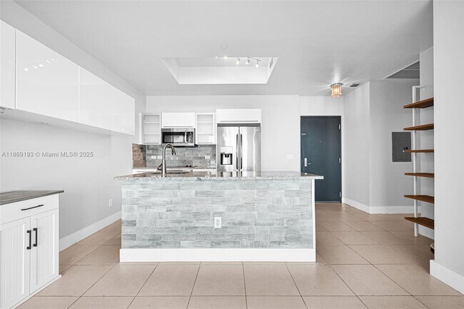 Foto del edificio - 888 Biscayne Blvd