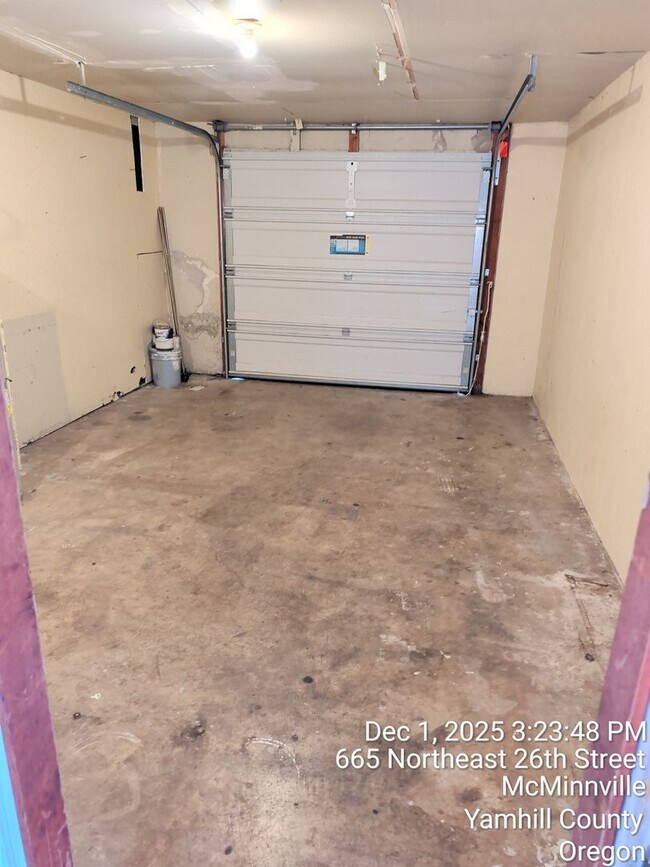 Foto del edificio - 665 NE 26th St