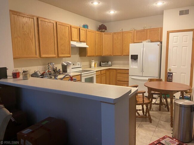 Building Photo - 4527 Bloomberg Ln
