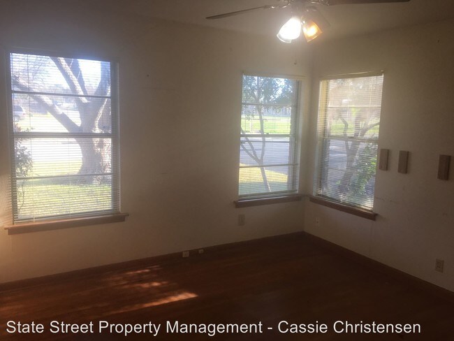 Foto del edificio - 3 br, 1.5 bath House - 1901 Brentwood St.