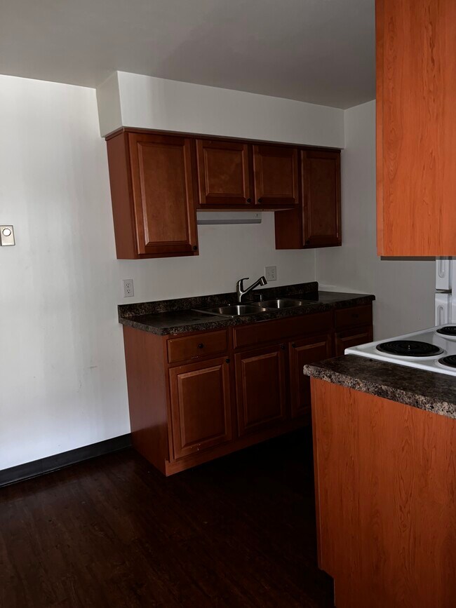 Foto del edificio - 20 Forestdale Ave