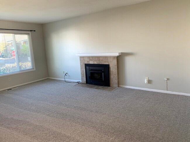 Foto del edificio - 1275 NW Jenne Ave