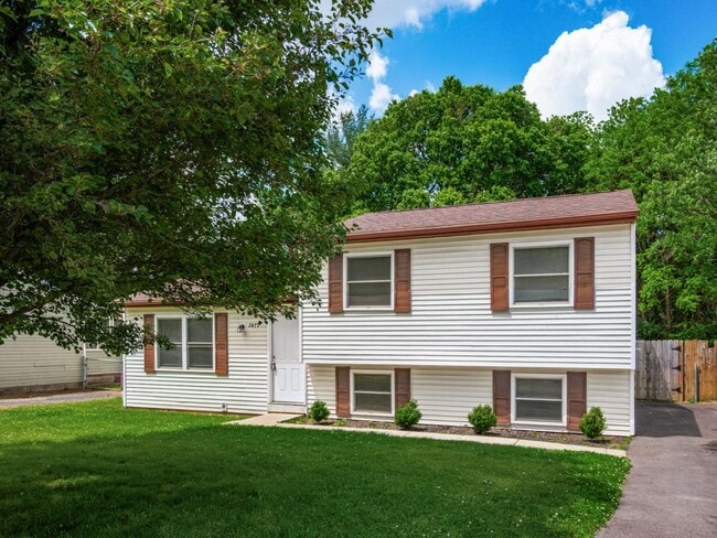 Building Photo - 2479 Willow View Ct