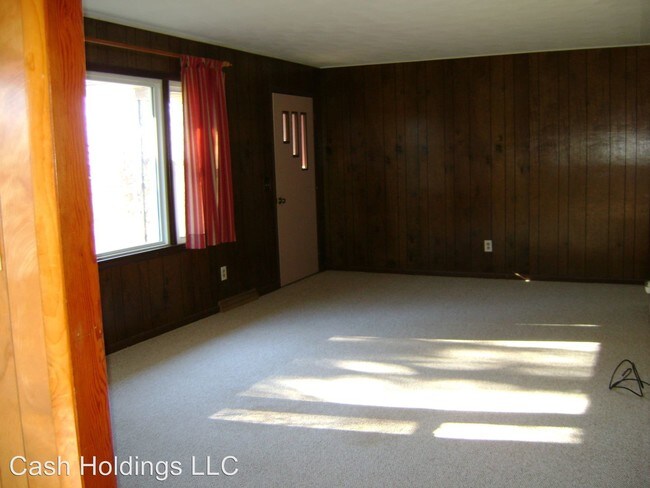 Building Photo - 251 Lynn Hill Rd