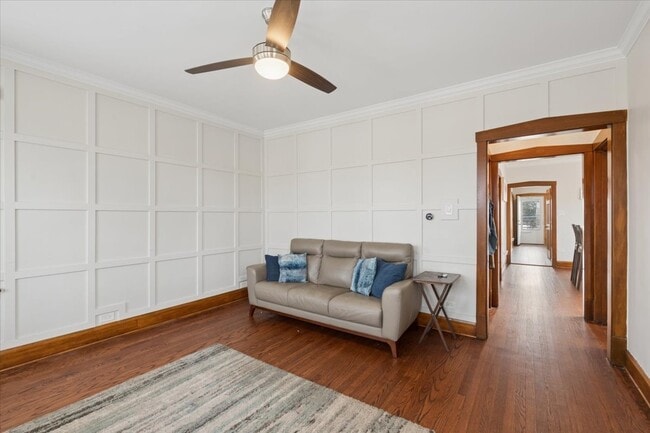 Foto del edificio - 1341 Ridgeland Ave