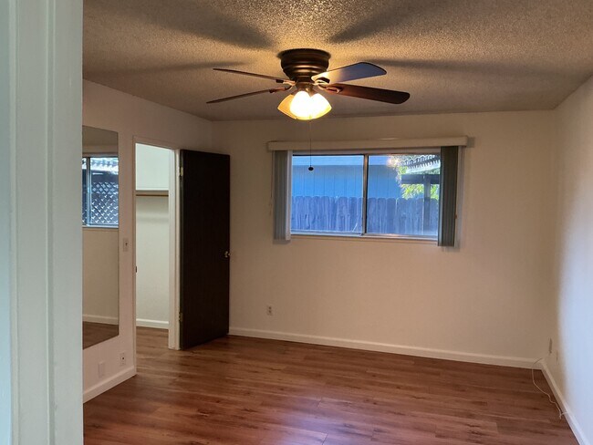 Foto del edificio - 1714 Kent St