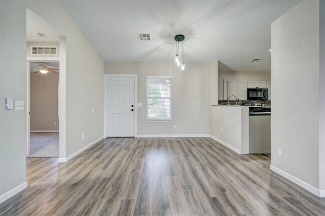 Foto del edificio - 10425 Aberdeen Dr