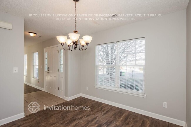 Foto del edificio - 3305 Kilbridge Woods Ct