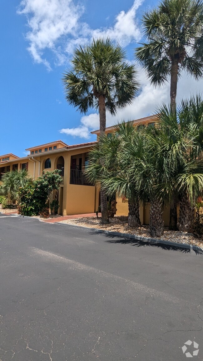 Building Photo - 9871 Citadel Ln