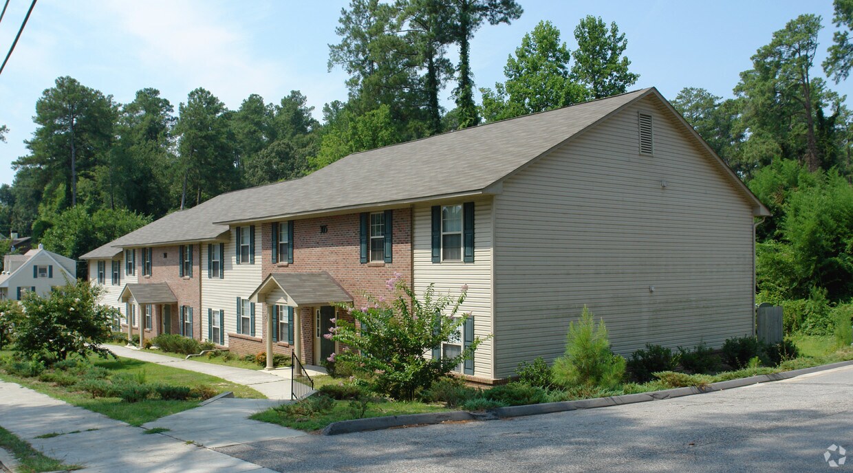 Foto del edificio - 301-305 Hinsdale Ave