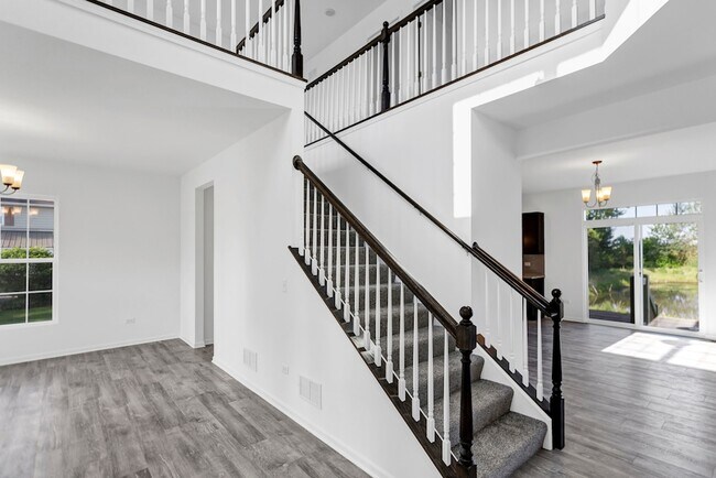 Building Photo - 16612 S Winding Crk Ln