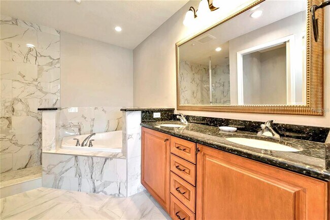 Building Photo - 7702 Lake Vista Ct