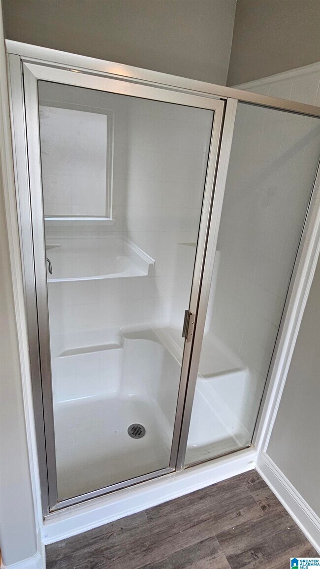 Foto del edificio - 228 Hillcrest Dr