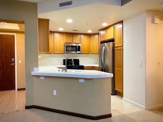 Kitchen - 809 Auzerais Ave