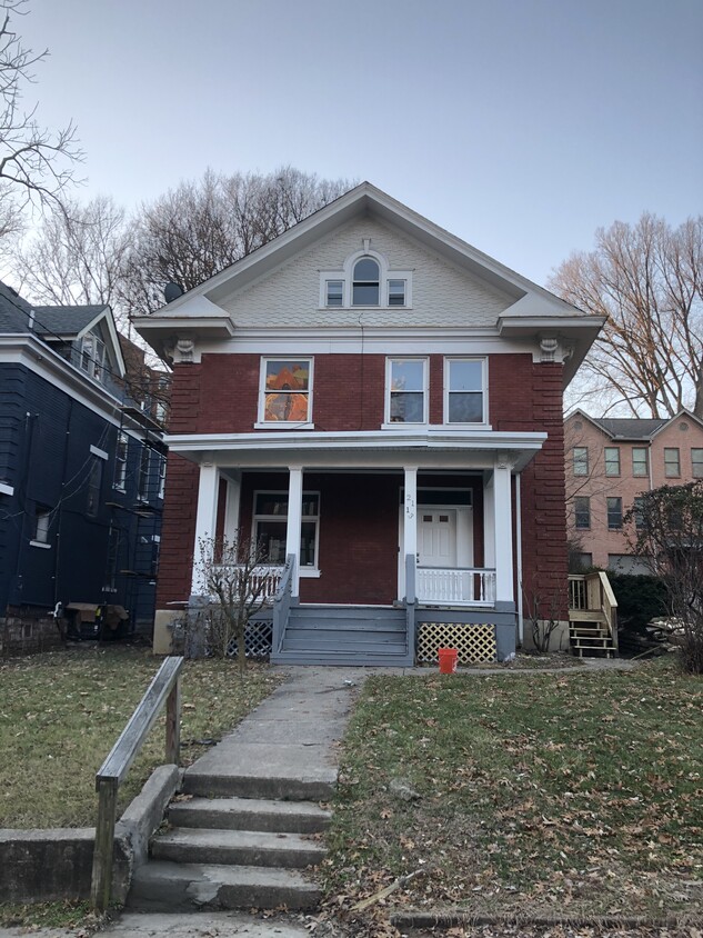 Foto principal - 2113 Fulton Ave