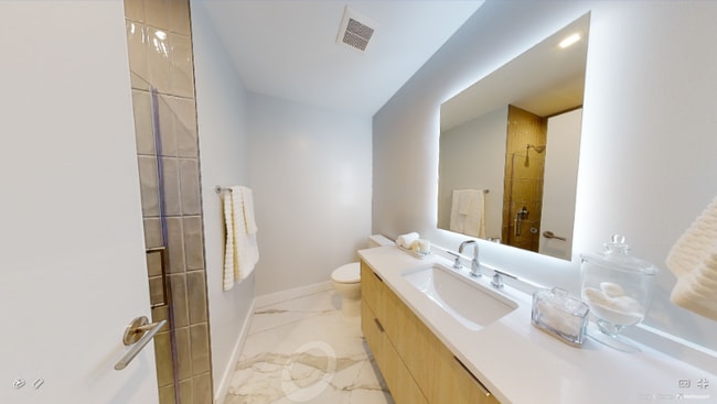 Building Photo - 1224 M St NW