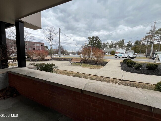 Building Photo - 2 West Ave