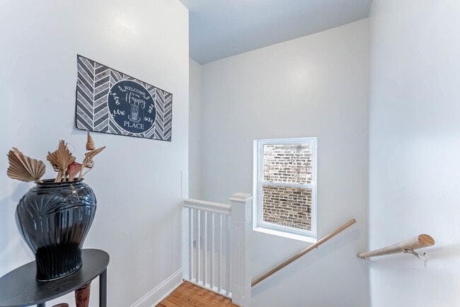 Foto del edificio - 163 N Lockwood Ave