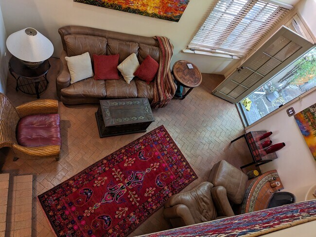 Building Photo - 93 Rio Vista Pl