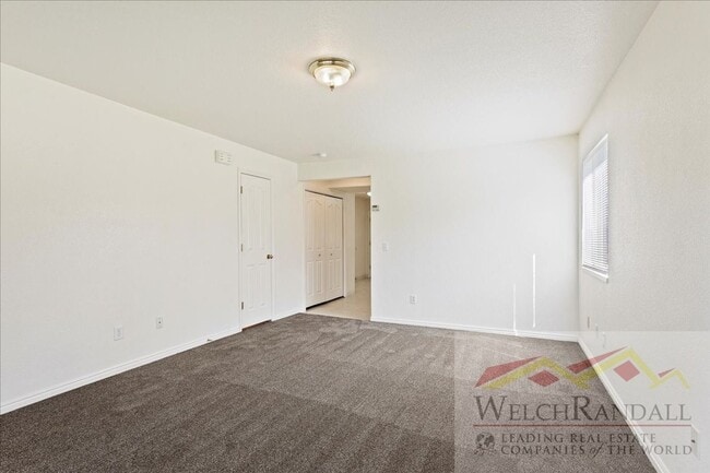 Foto del edificio - 3 Bed 1.5 Bath Duplex in Ogden!