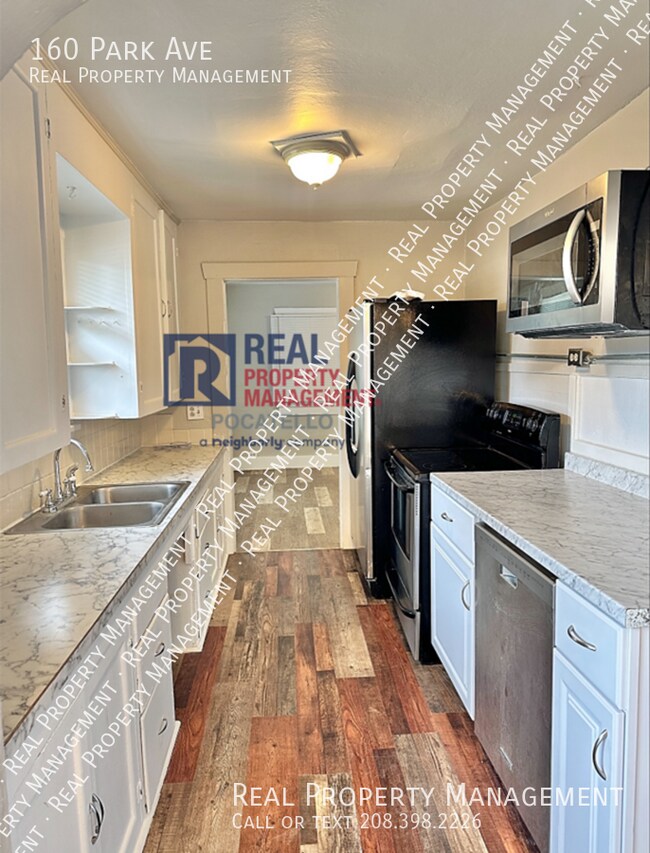 Foto del edificio - 160 Park Ave