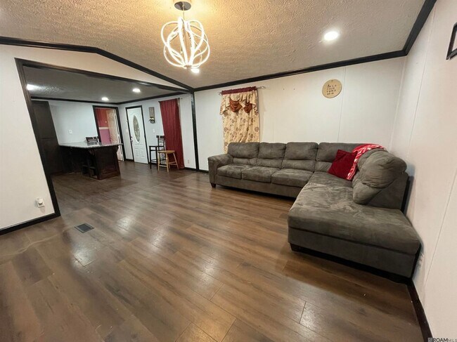 Foto del edificio - 3 Concord Loop