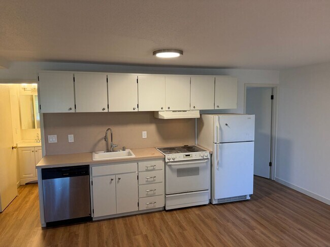 Foto del edificio - 3457 23rd Ave W