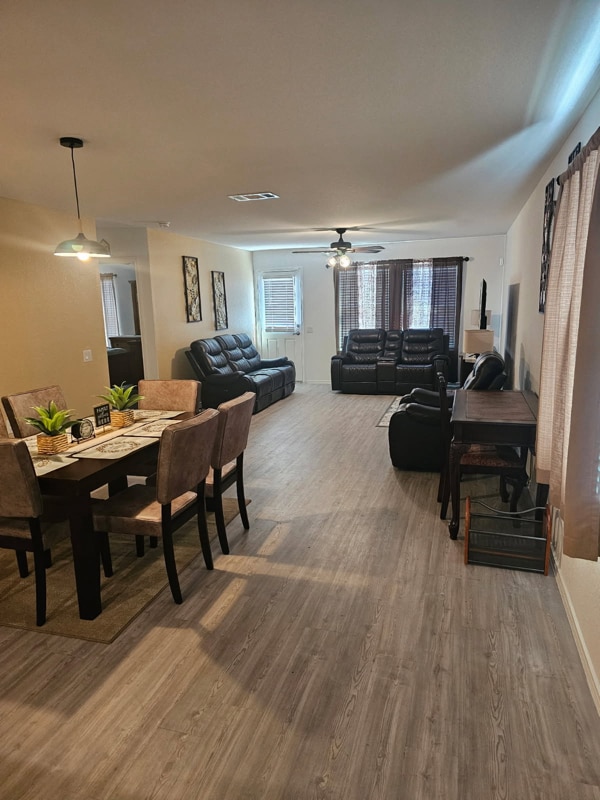 Foto del edificio - 9434 Somerset Wy