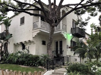 Primary Photo - 624 N Plymouth Blvd