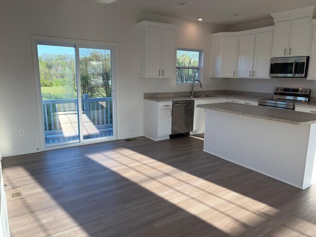 Foto del edificio - 158 Dusky Willow Dr