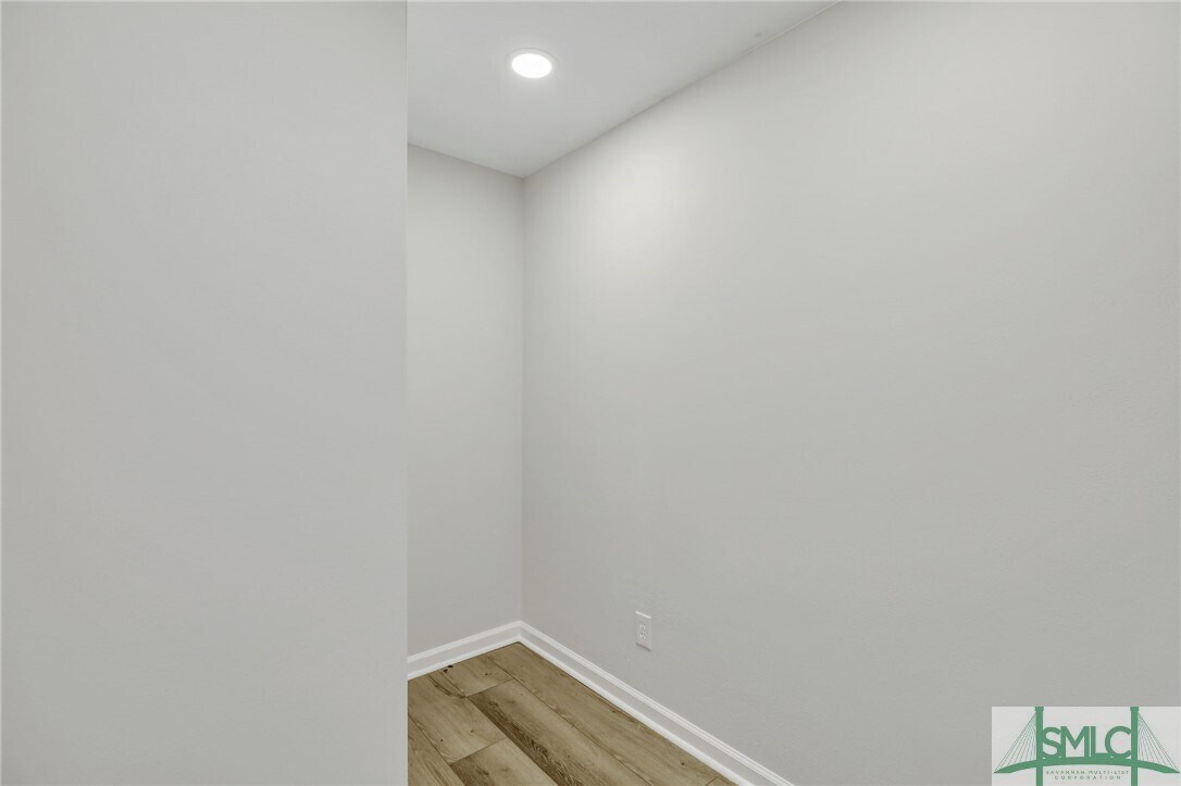 Foto del edificio - 238 W Magnolia Ave