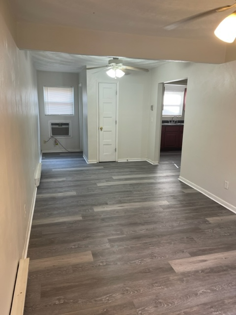 Building Photo - 8612 Willow Terrace