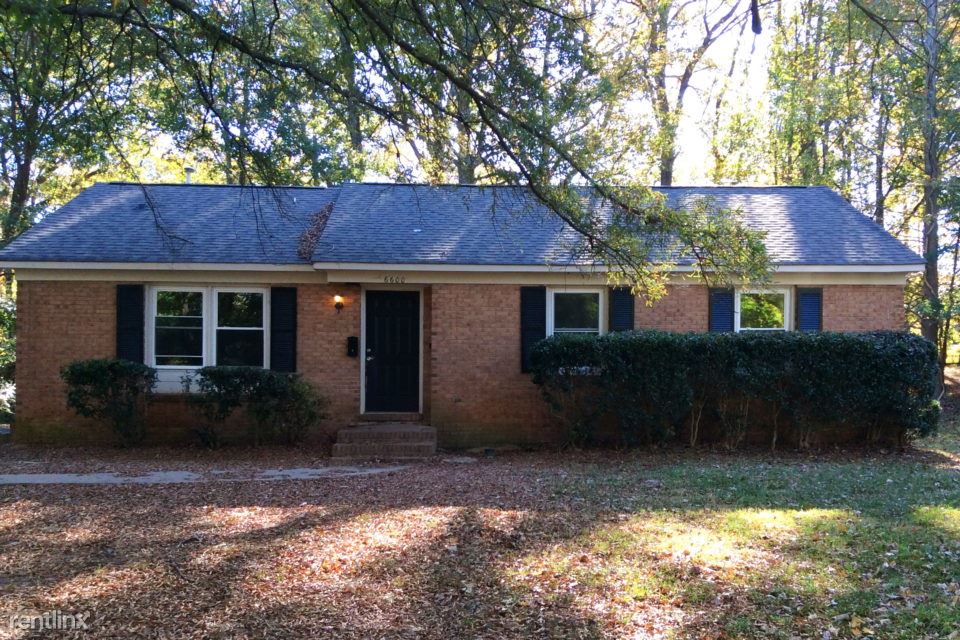 Building Photo - 6600 Rosecran Dr