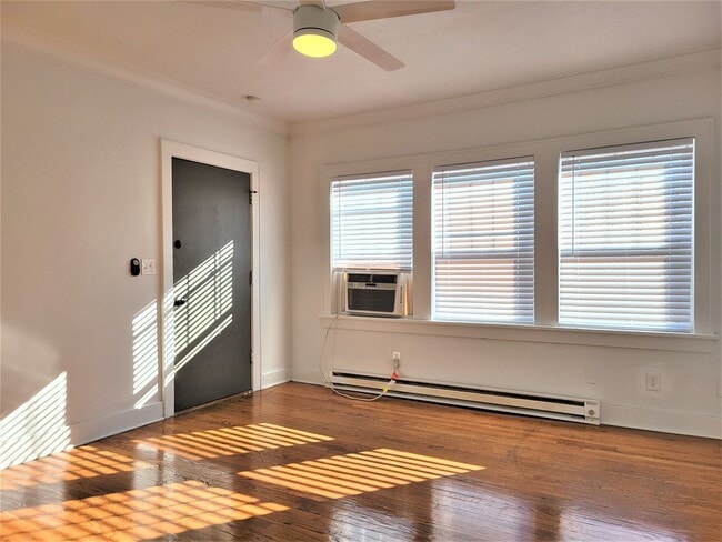 Foto del edificio - 723 East Dr