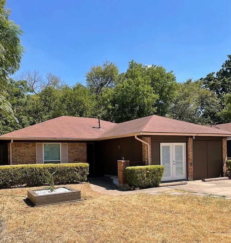 Foto principal - 1107 Thurgood Cir