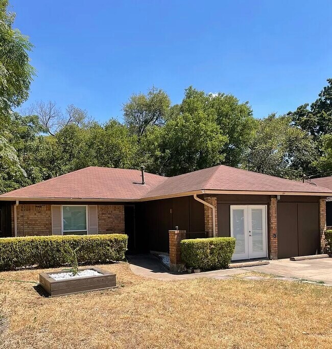 Building Photo - 1107 Thurgood Cir