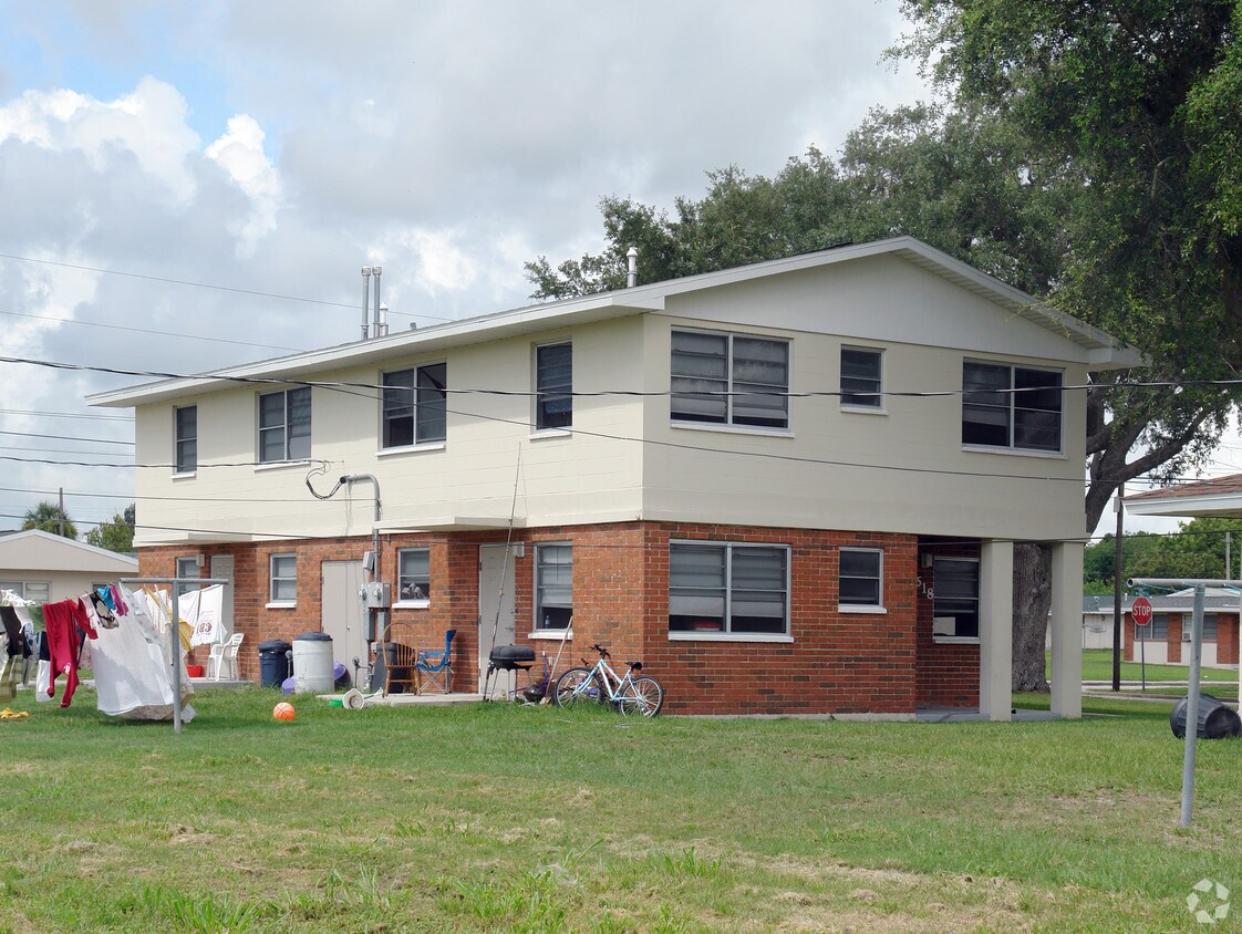 Building Photo - 618-620 Blake Ave