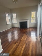 Building Photo - 90 Chelsea Manor Ln