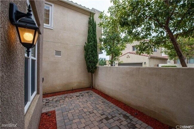 Foto del edificio - 3 br, 3 bath House - 20163 Livorno Way