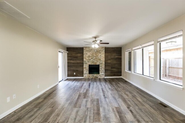 Building Photo - 721 NW 139th St