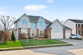 Building Photo - 17001 Y St