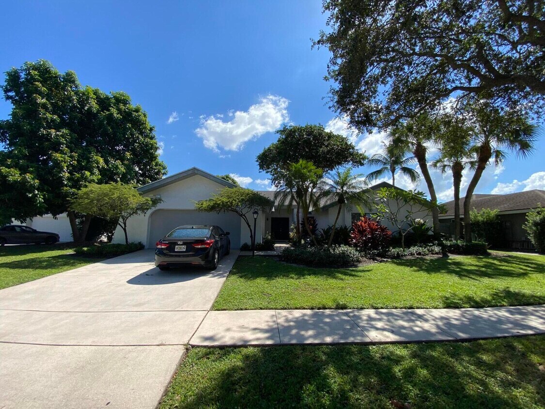 Primary Photo - 3048 NW 27th Terrace