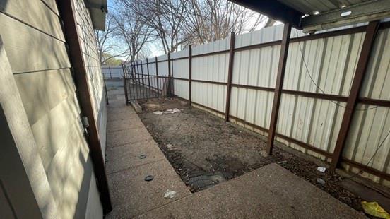 Building Photo - 3846 Sonora Ave