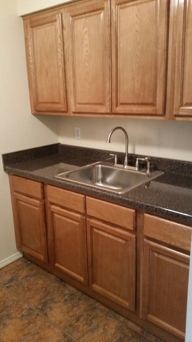 The Niche at Roman Gardens Apartments in Lindenhurst, NY